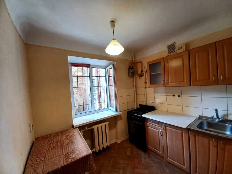 Apartment.  Air Force Avenue, Kyiv