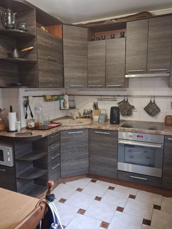 Rent 3-bedroom apartment 72 m², Obonys'kyy Prospect, 23B