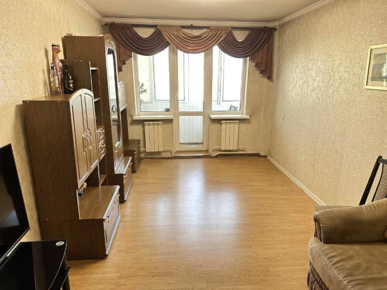 For Sale 3-room apartment, Kyiv, Шевchenkivsky, Borshachivska Street
