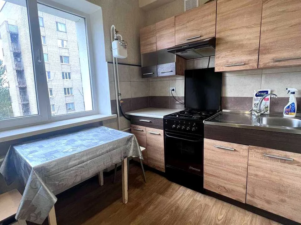 Квартира. Дніпро, вулиця Семафорна.
