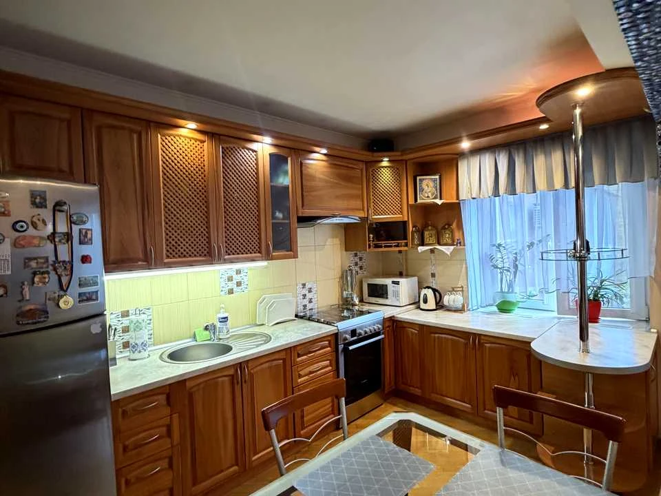 Квартира. Запоріжжя, Соборний проспект
