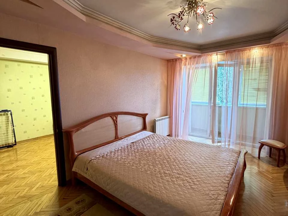 Квартира. Запоріжжя, Соборний проспект