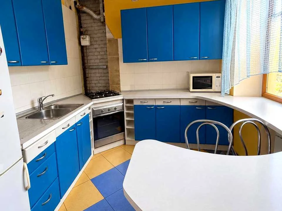 Apartment. Zaporizhye, Ukraine, Nezalezhnoї Ukrainy Street