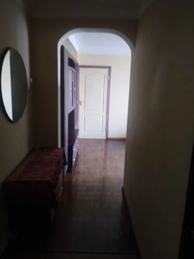 Rent 2-bedroom apartment 50 sq m, Eugene Konovalts str., 3