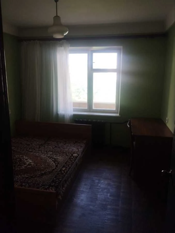 Rent 2-bedroom apartment 50 sq m, Eugene Konovalts str., 3