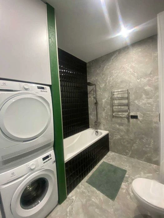 Продаж 1-кімнатної квартири в центрі міста ЖК " Main House"