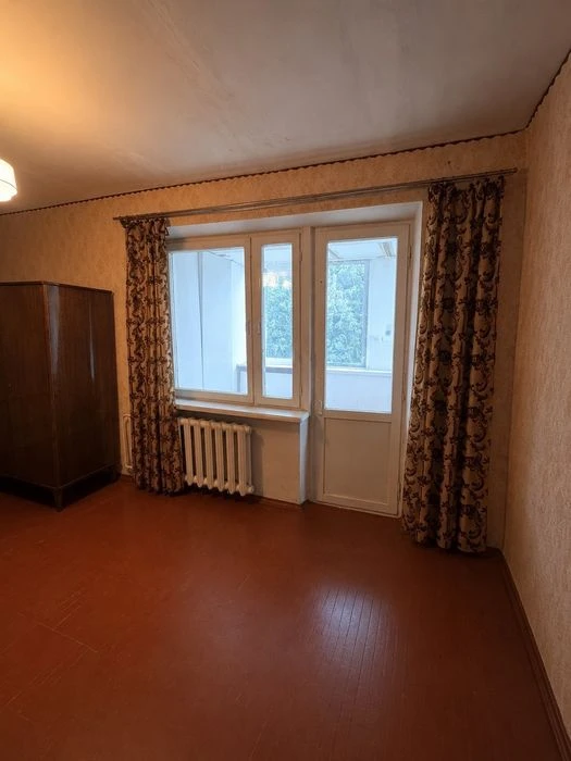 3-room apartment for sale Pravy Dniprovsky Kyyashko