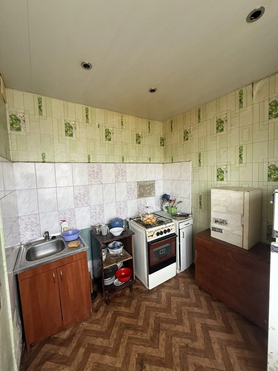 For Sale: 2-room apartment for 7,999 U.E.