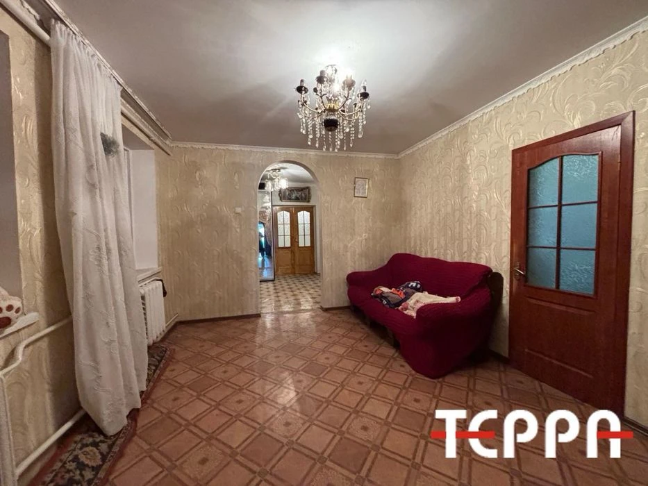House for sale, Zeleny Yar, Tsytrusova St.