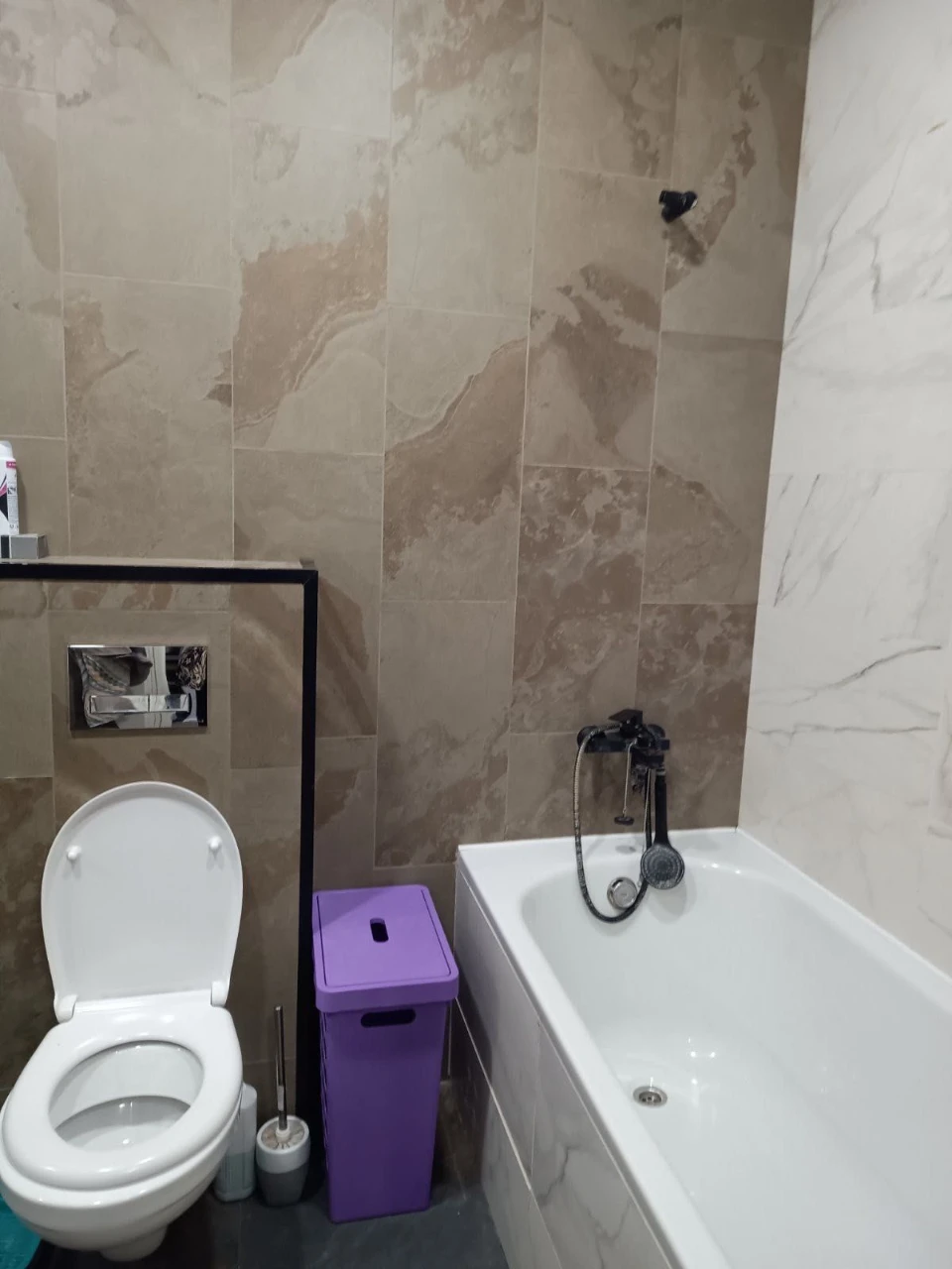 For sale 1-bedroom apartment, Sports Palace metro station.