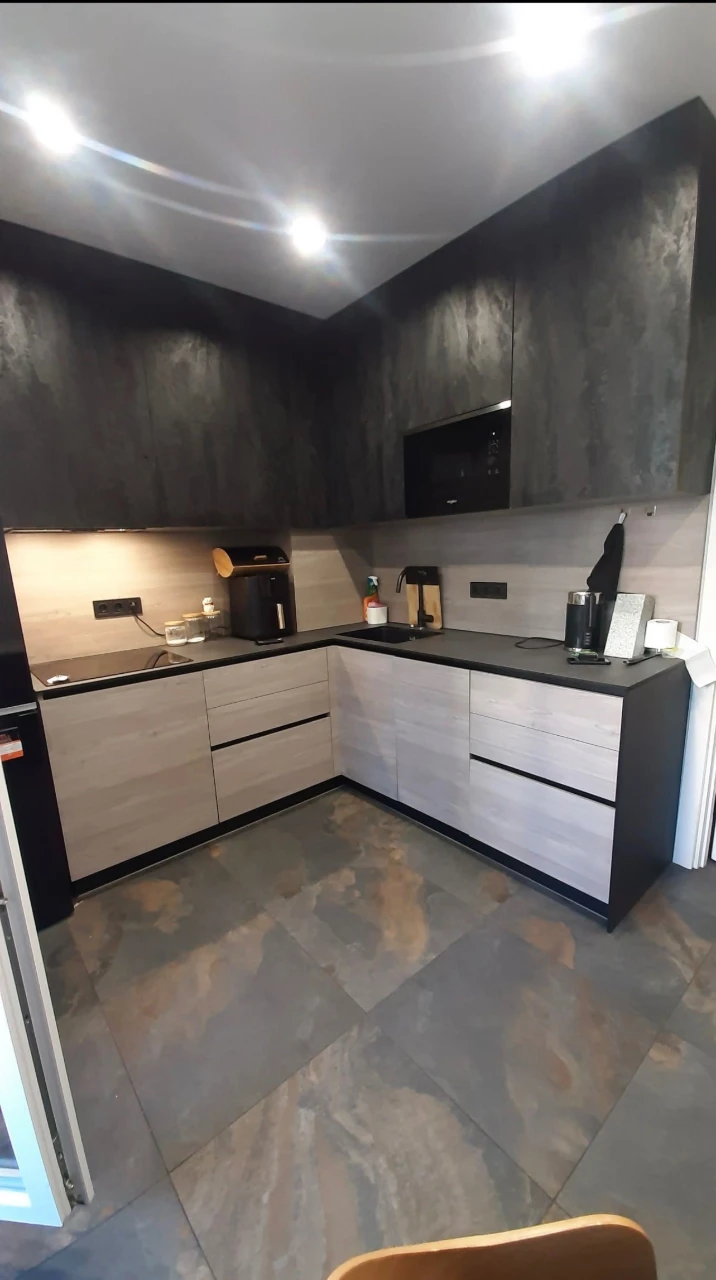 For sale 1-bedroom apartment, Sports Palace metro station.
