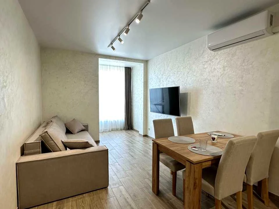 Apartment. Lviv, Kulparkivska st.
