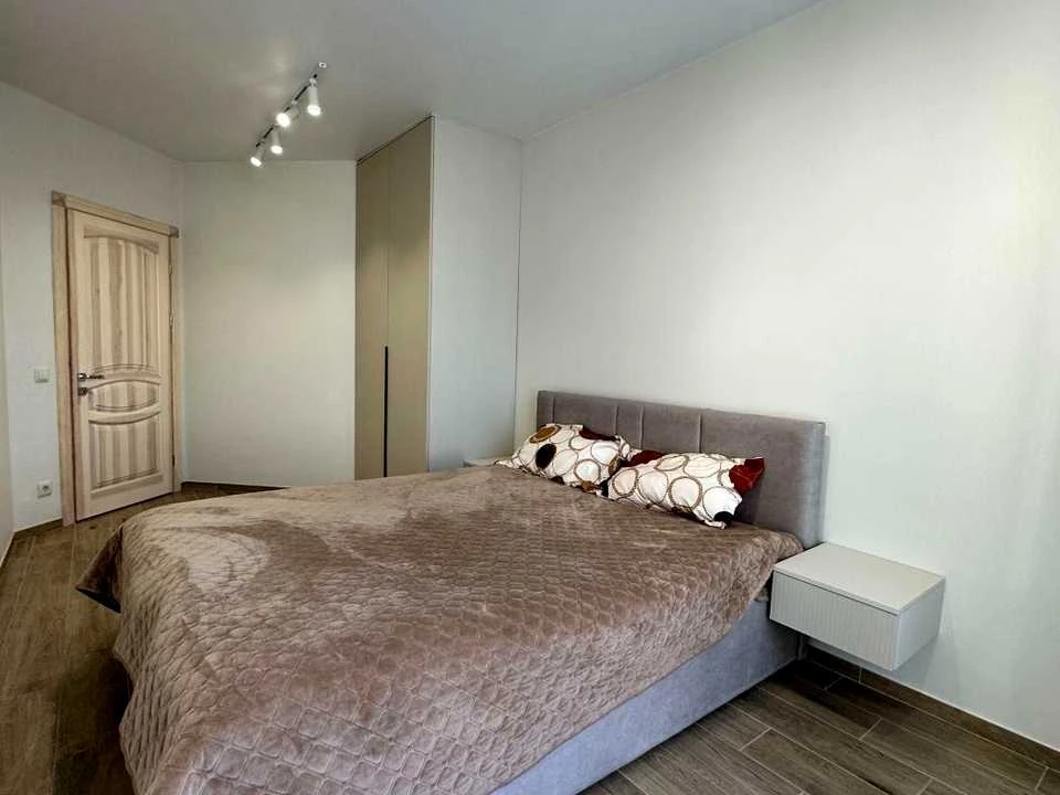 Apartment. Lviv, Kulparkivska st.