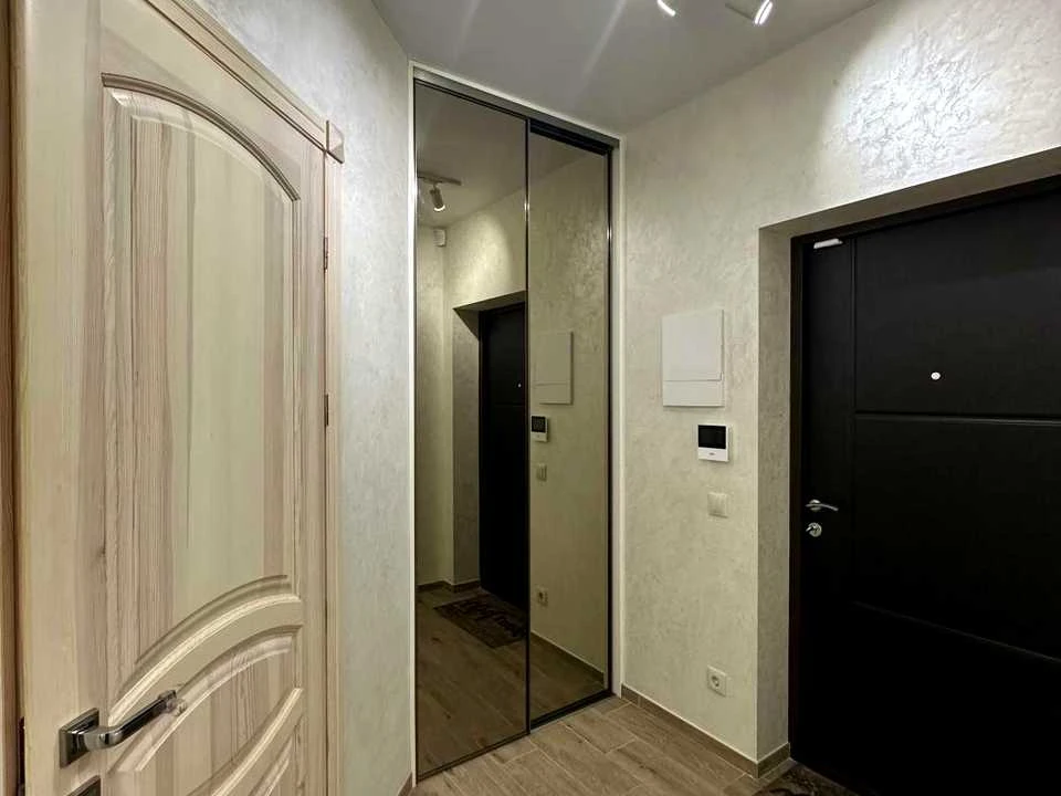 Apartment. Lviv, Kulparkivska st.