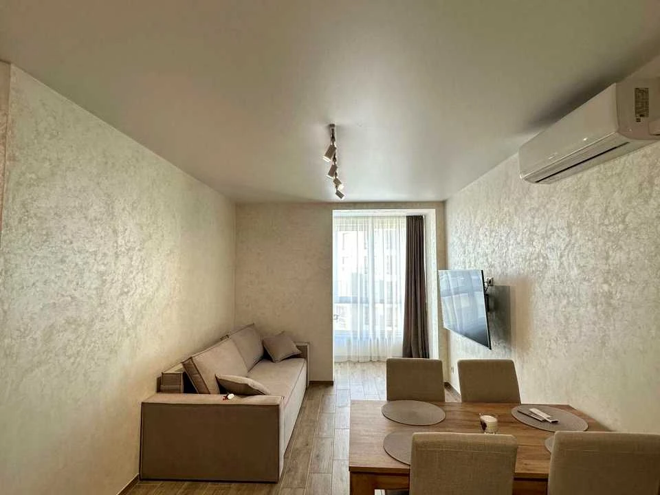 Apartment. Lviv, Kulparkivska st.