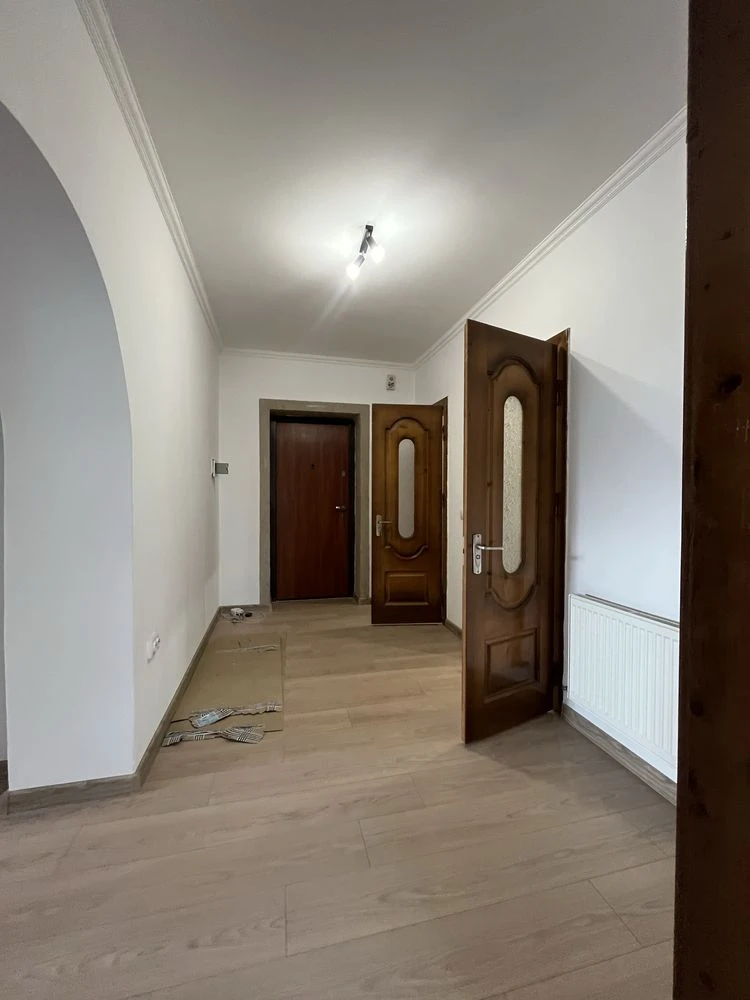Apartment for sale in the city center, new building, individual gas heating