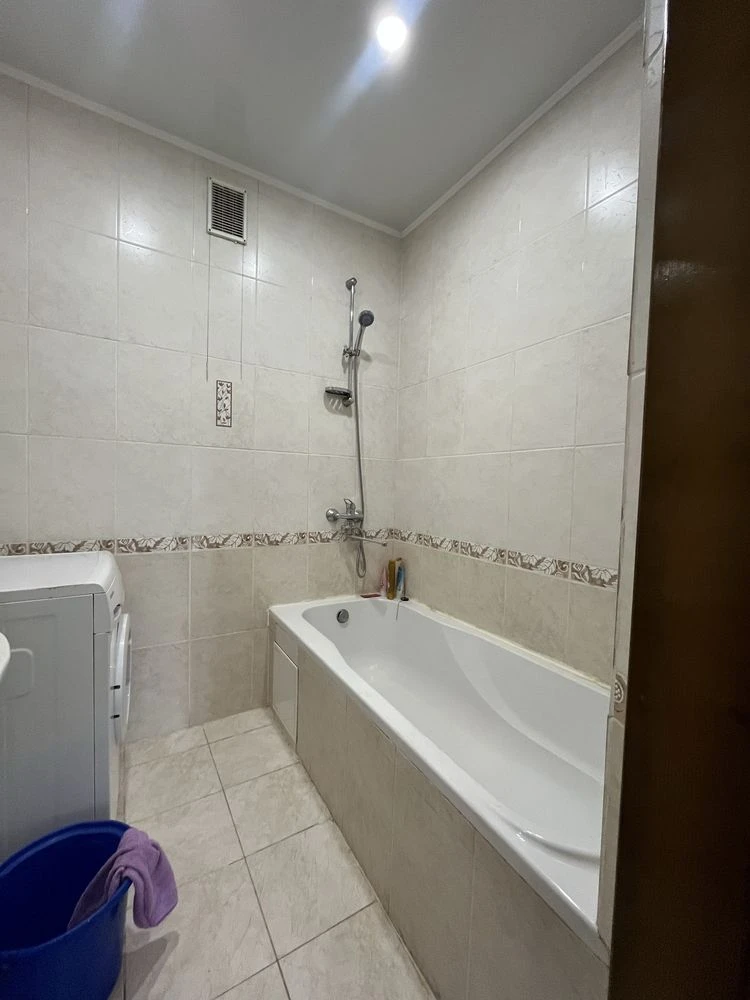 Apartment for sale in the city center, new building, individual gas heating
