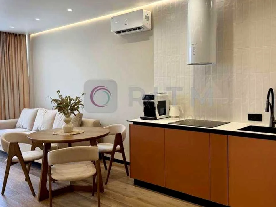 Apartment. Ivano-Frankivsk, Belvederska st.