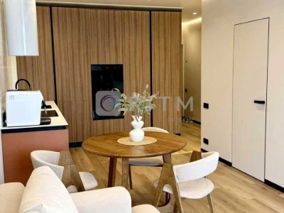 Apartment. Ivano-Frankivsk, Belvederska st.