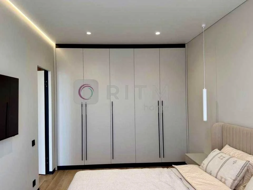 Apartment. Ivano-Frankivsk, Belvederska st.