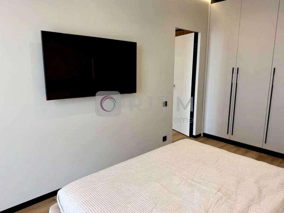 Apartment. Ivano-Frankivsk, Belvederska st.