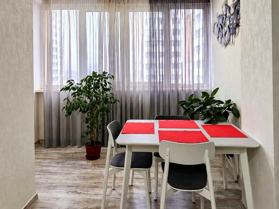 Apartment. Molochna Street, Kharkiv