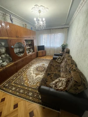 Продаж 2 к квартири ст м 23 серпня Проспект Науки Павлове по