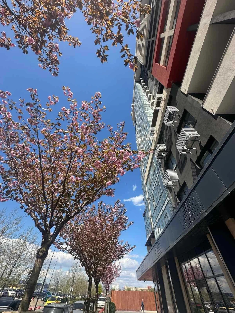1 room apartment in a new building on Tairova with renovation. Kitchen-living room.