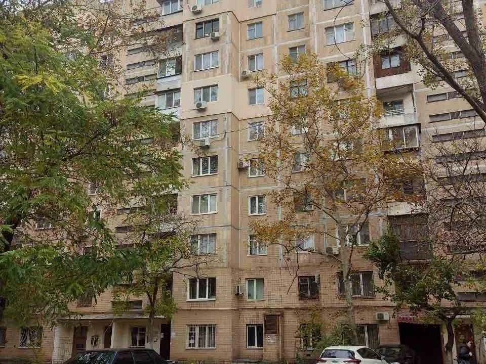 Apartment. Akademika Korolyova Street, Odesa