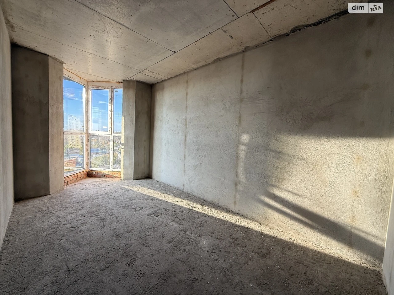 Apartment for Sale: Apartment in "Dream Lake" Residence