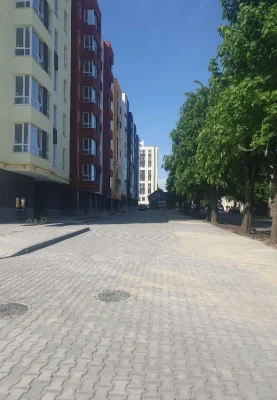 For sale, 1-room new building in the center