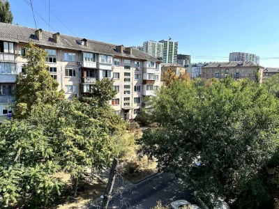 Квартира. Київ, Харківське шосе