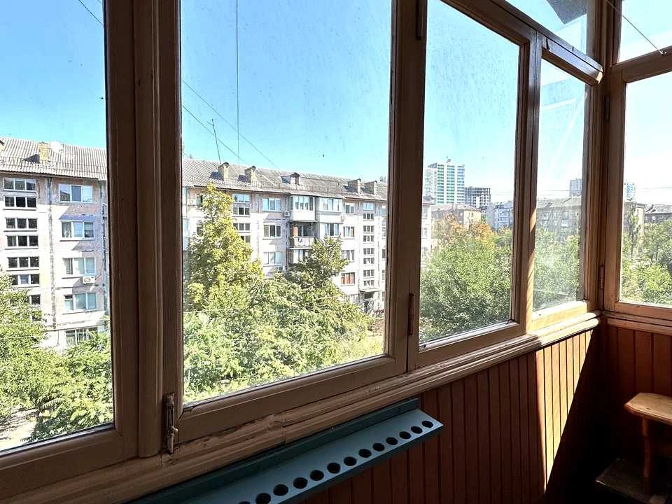 Квартира. Київ, Харківське шосе