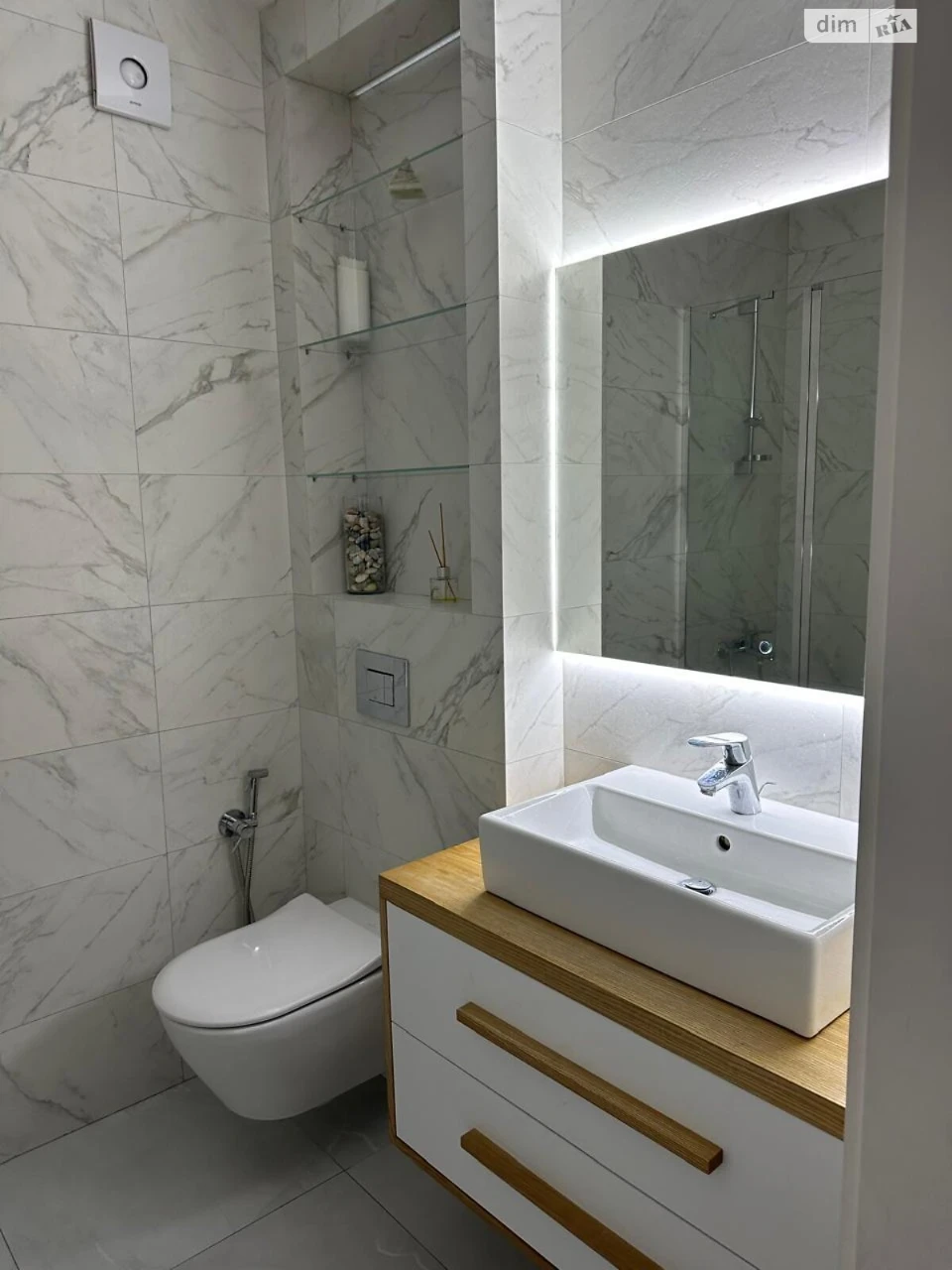 Long-Term Rental Apartment Mandrivka