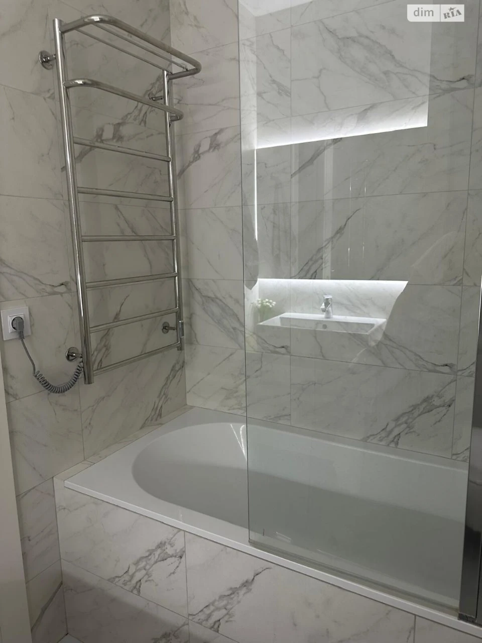 Long-Term Rental Apartment Mandrivka