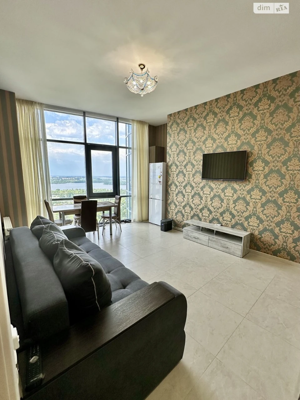 Long-Term Rental, Nagorny