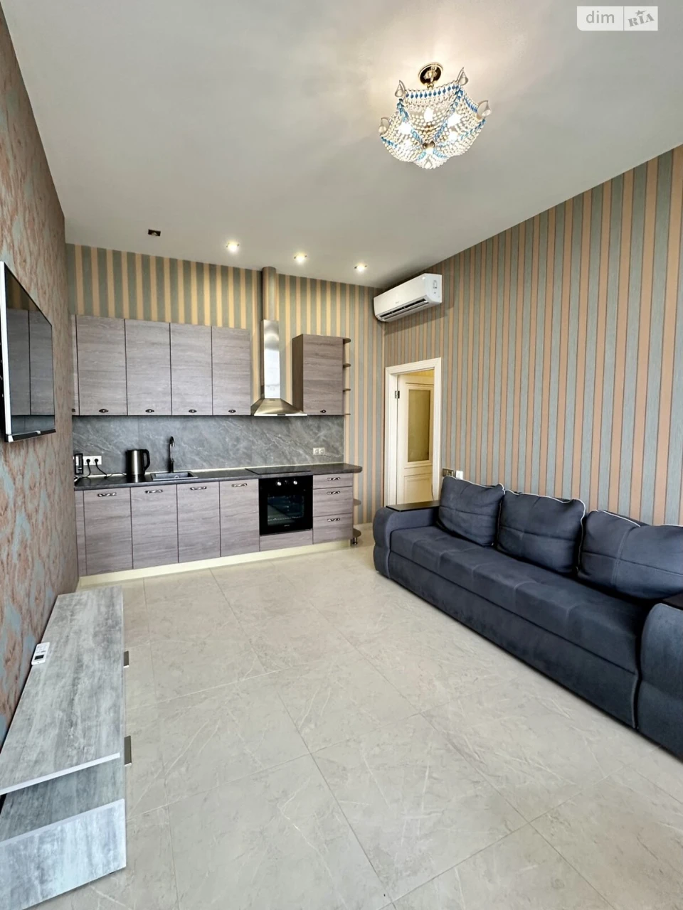 Long-Term Rental, Nagorny