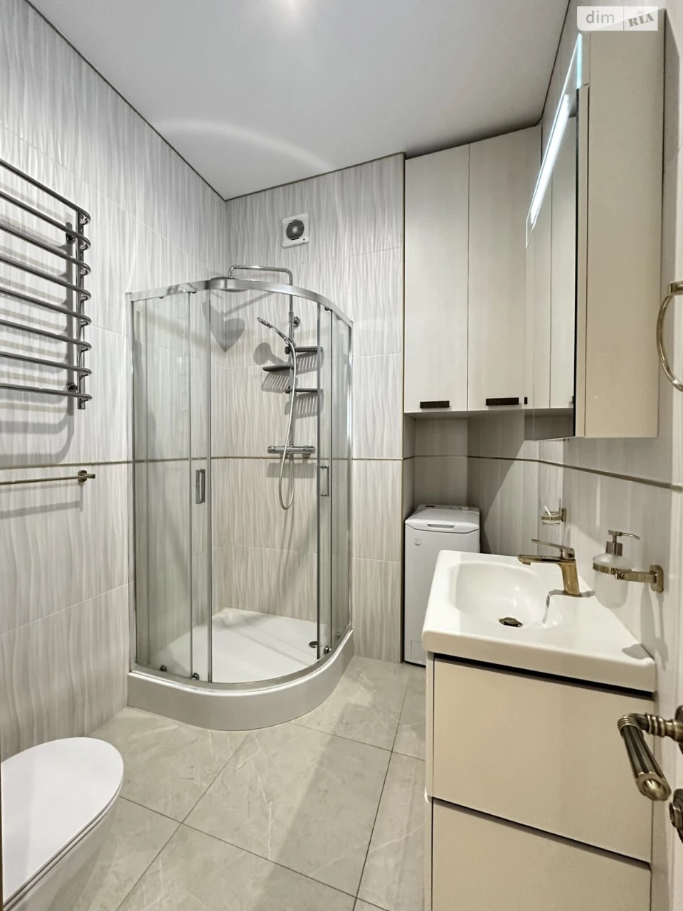 Long-Term Rental, Nagorny