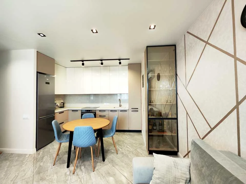 Apartment. Zolotoustyska Street, Kyiv