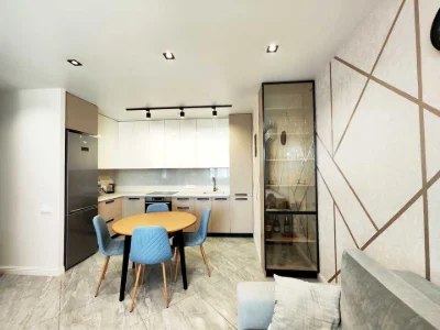 Apartment. Zolotoustyska Street, Kyiv