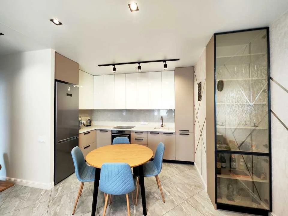 Apartment. Zolotoustyska Street, Kyiv