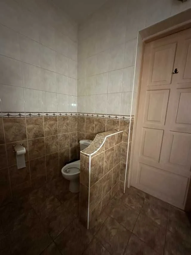Продається великий будинок в Одесі