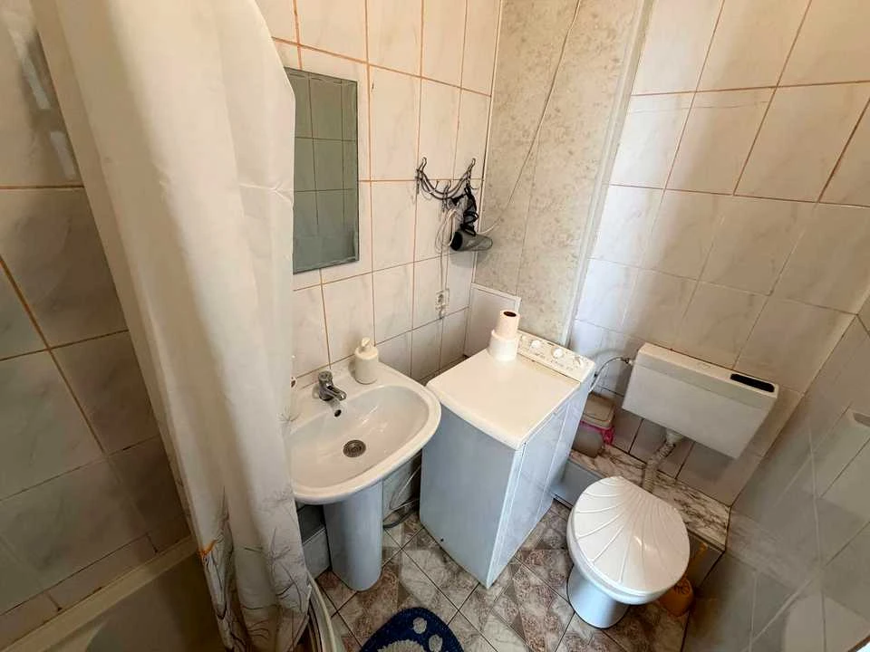Apartment. Ivano-Frankivsk, Zalesnicha st.