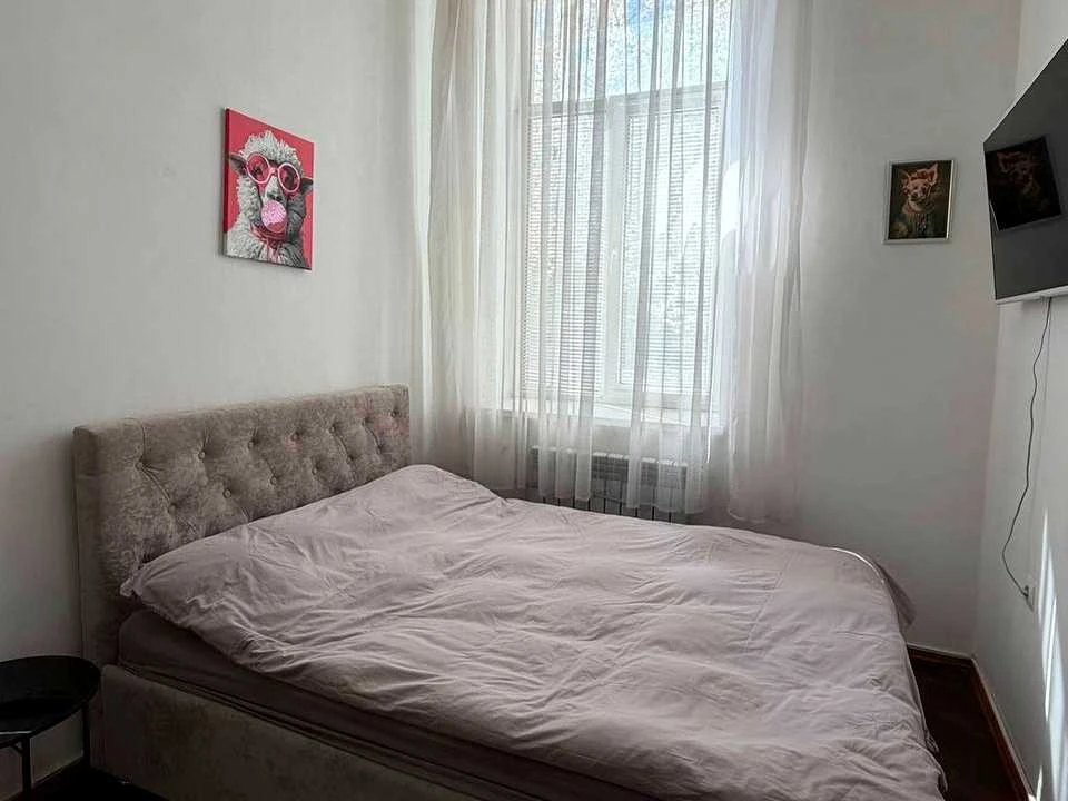 Apartment. Ivano-Frankivsk, Zalesnicha st.