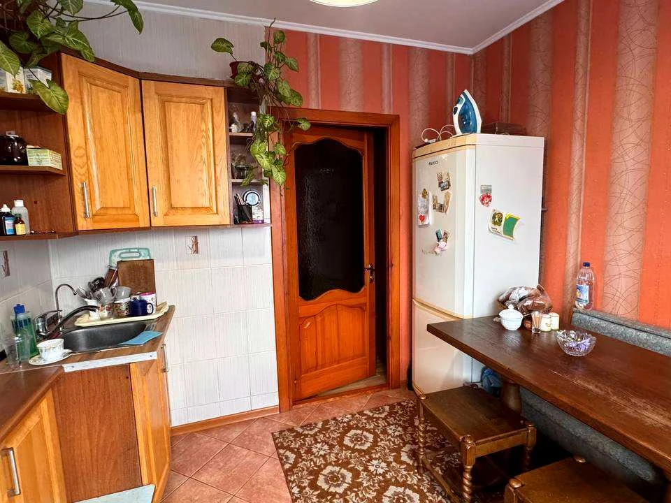 Apartment. Verbova, Verbova street.