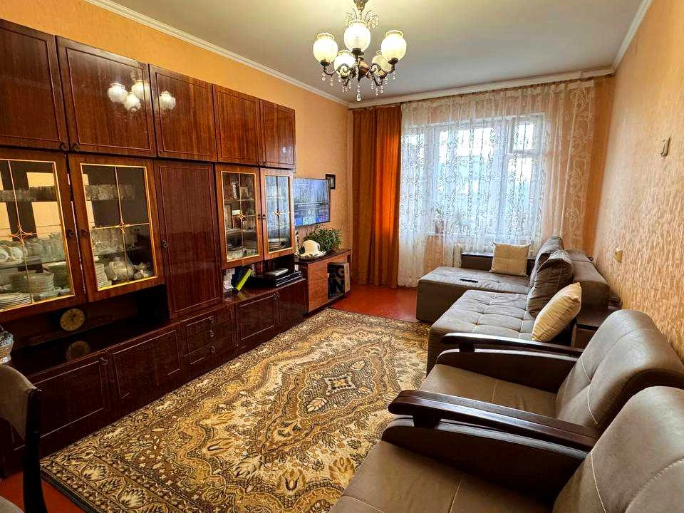 Apartment. Verbova, Verbova street.