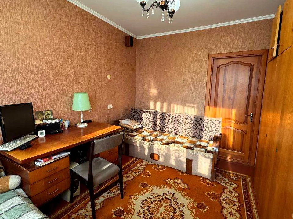 Apartment. Verbova, Verbova street.