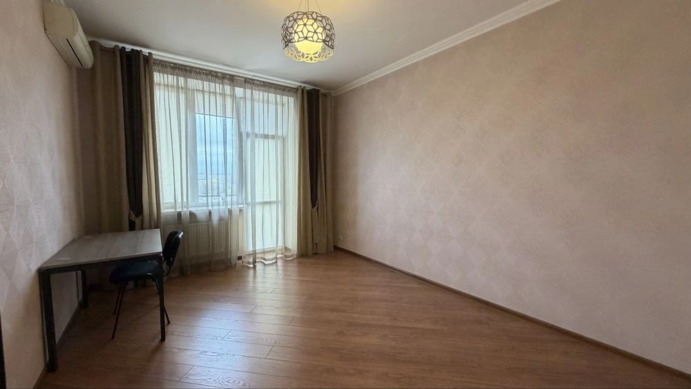 Продается 4 кк на Адмиральской! В новом доме! Район гимназии