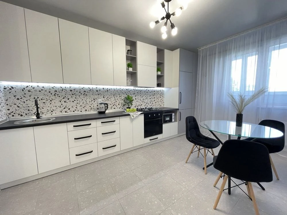 CENTRAL! 57 sq.m For sale 1 bedroom apartment on вул. Žabinskogo