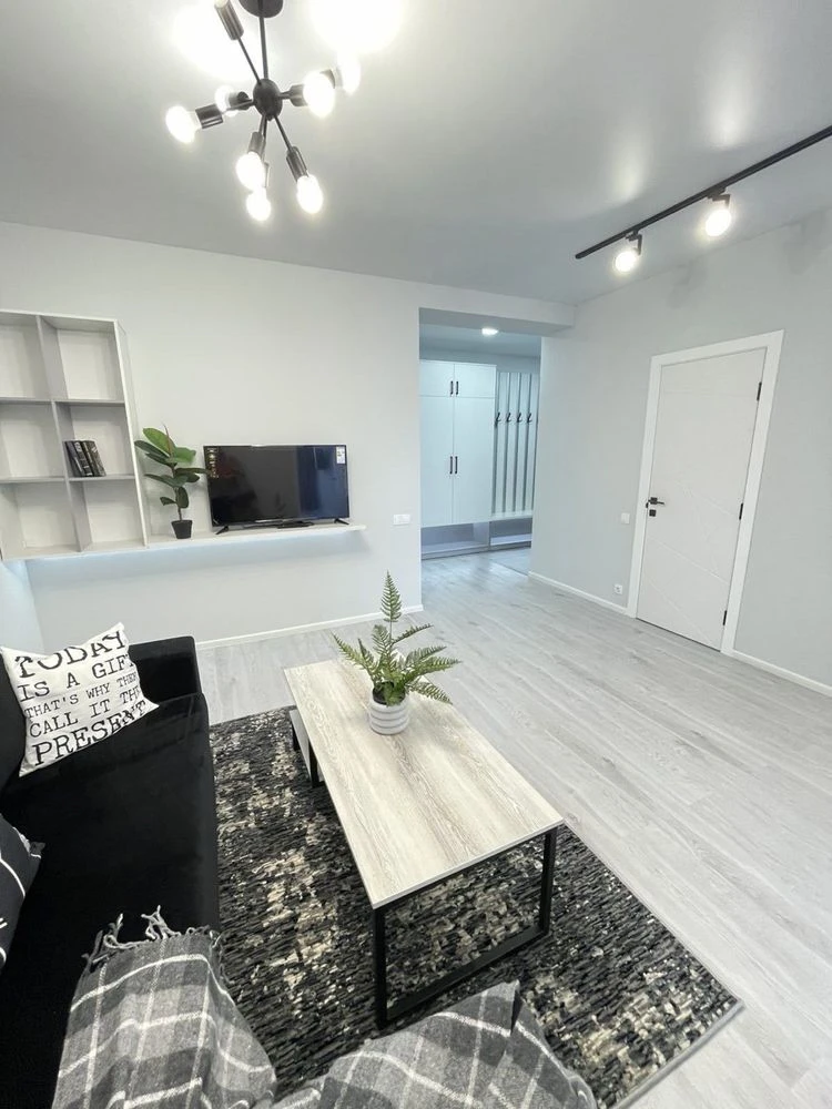 CENTRAL! 57 sq.m For sale 1 bedroom apartment on вул. Žabinskogo